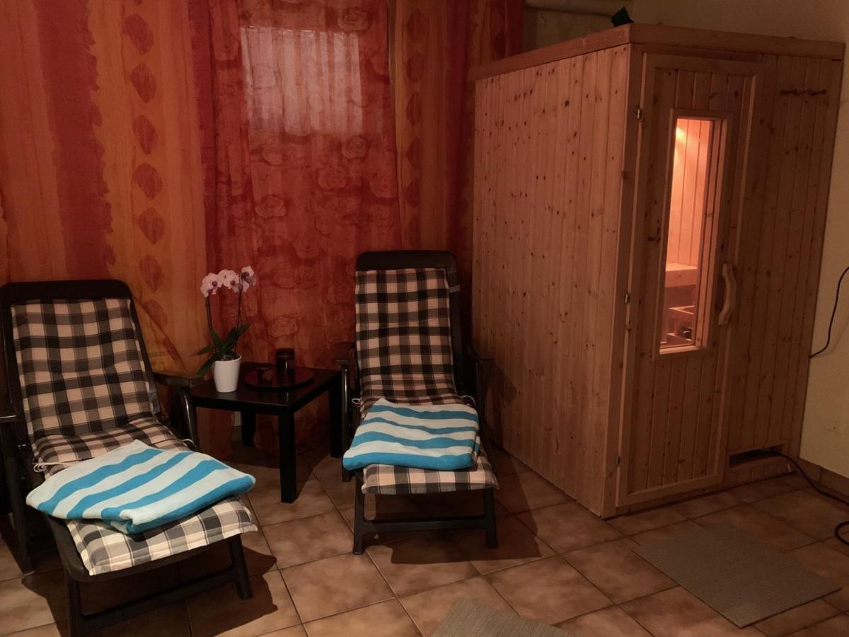 Maja Ferienwohnung Goddelsheim Esterno foto